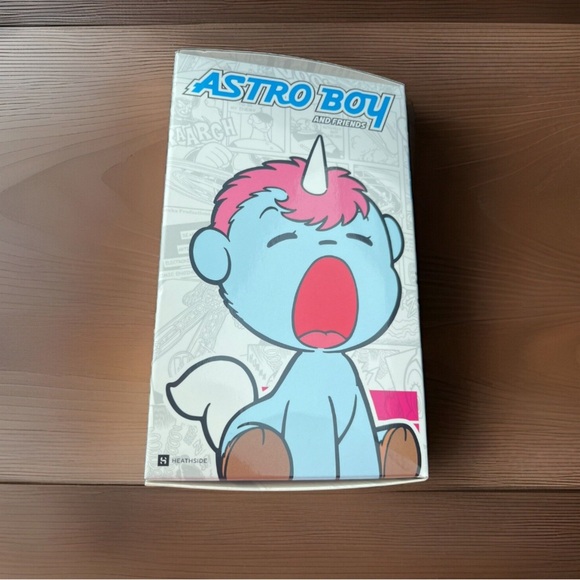 Unico BIG HEADS PX 4 Inch Vinyl Figure Astro Boy Sanrio Tezuka Astroboy New - Picture 4 of 5